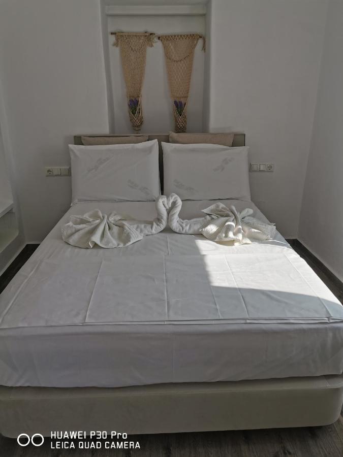 View Rooms Piso Livadi Exterior foto