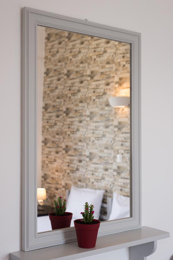 View Rooms Piso Livadi Exterior foto